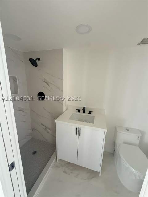 19101 NE 36th Ct 1005, Aventura FL - photo 23 of 47
