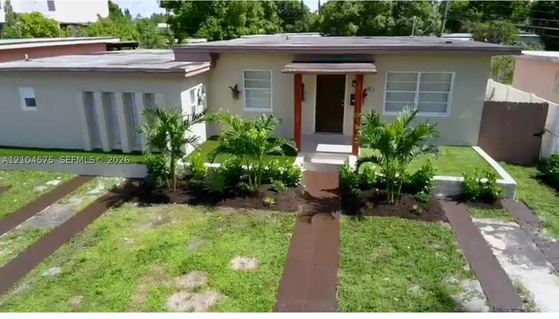 5 bedroom SingleFamilyResidence at 61 SW 55th Ave, Flagler Gardens, Miami — photo 3