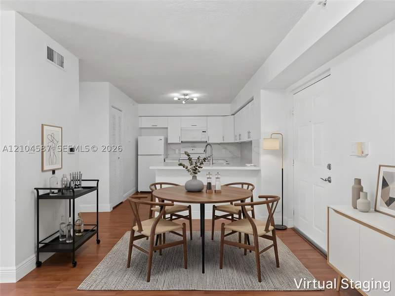 1 bedroom Condominium at 4360 NW 107th Ave 101, Enclave At Doral Condo No, Doral — photo 4