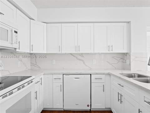 4360 NW 107th Ave 101, Doral FL - photo 8 of 29