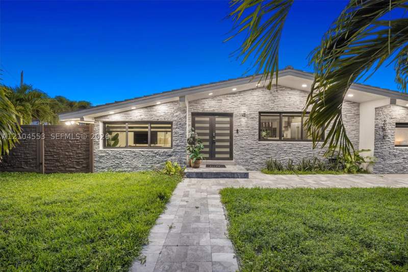 4 bedroom SingleFamilyResidence at 20930 NE 26th Ave, Sunswept Isle, Miami — photo 3