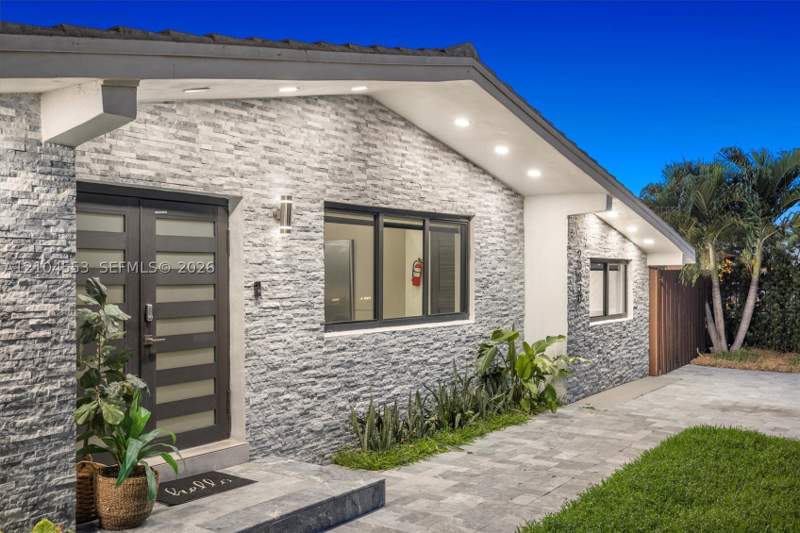 4 bedroom SingleFamilyResidence at 20930 NE 26th Ave, Sunswept Isle, Miami — photo 5