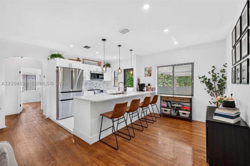 3 bedroom SingleFamilyResidence at 220 SW 51st Ct, Flagler Sun Homes, Miami — photo 2