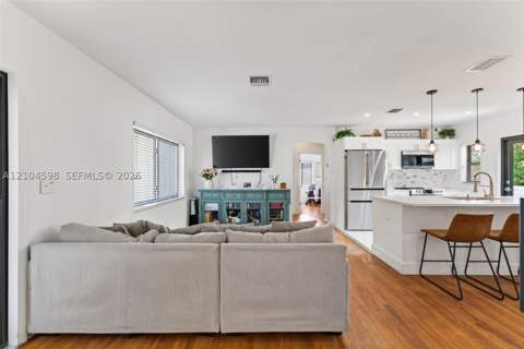 220 SW 51st Ct, Miami FL - photo 9 of 31