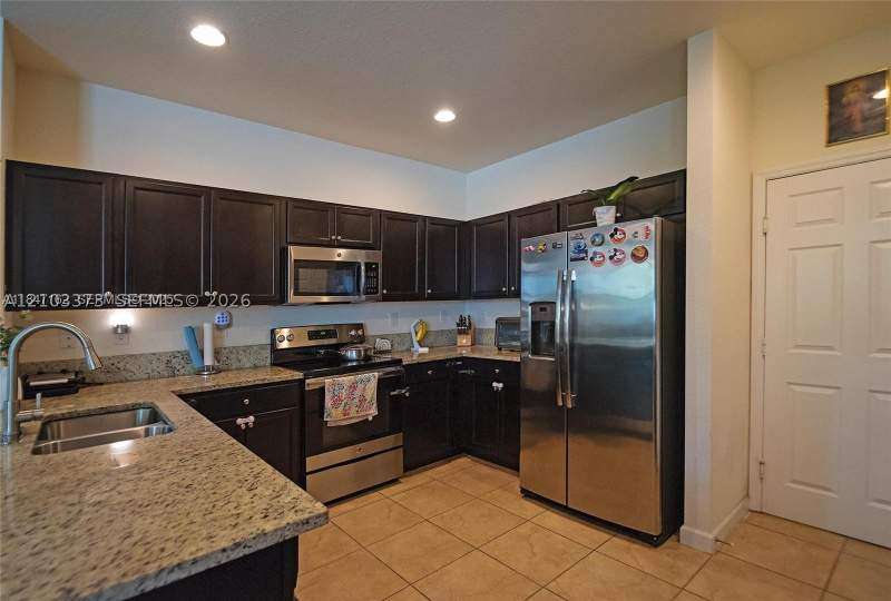 3 bedroom SingleFamilyResidence at 532 SE 34th Ter, Baywinds At Cozumel, Homestead — photo 3
