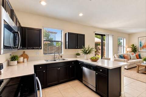 11790 SW 251st St, Homestead FL - photo 10 of 48