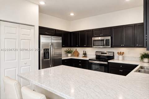 11790 SW 251st St, Homestead FL - photo 11 of 48
