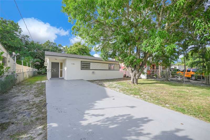 3 bedroom SingleFamilyResidence at 1170 NW 120th St, Sunkist Grove, North Miami — photo 1