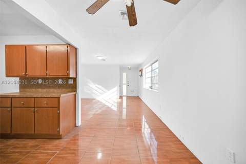 1170 NW 120th St, North Miami FL - photo 10 of 34
