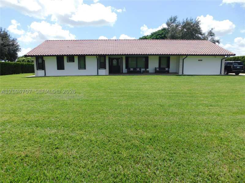 5 bedroom SingleFamilyResidence at 20500 SW 198th St, Redland, Miami — photo 1