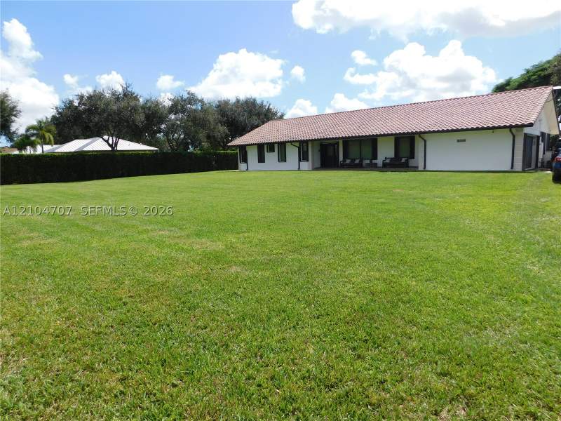 5 bedroom SingleFamilyResidence at 20500 SW 198th St, Redland, Miami — photo 3