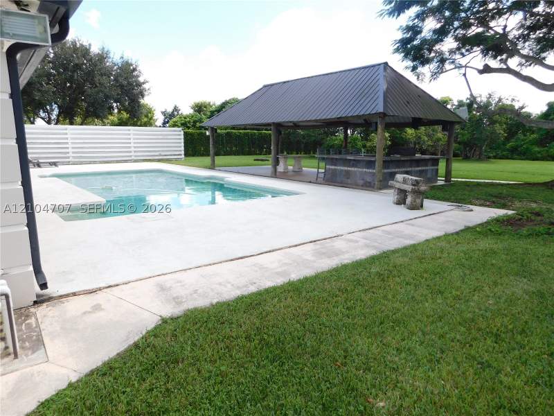 5 bedroom SingleFamilyResidence at 20500 SW 198th St, Redland, Miami — photo 5