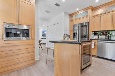 2231 SW 17th St, Miami FL - photo 10 of 40