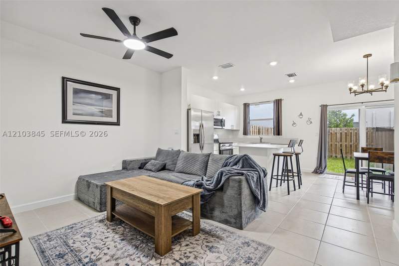 3 bedroom Townhouse at 35703 SW 178th Pl, Antillia, Homestead — photo 3