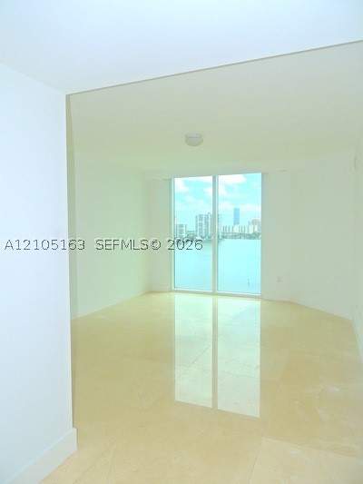 3301 NE 183rd St 1505, Aventura FL - photo 11 of 33