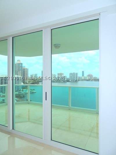 3301 NE 183rd St 1505, Aventura FL - photo 8 of 33