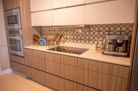 600 NE 27th St 1203, Miami FL - photo 9 of 42