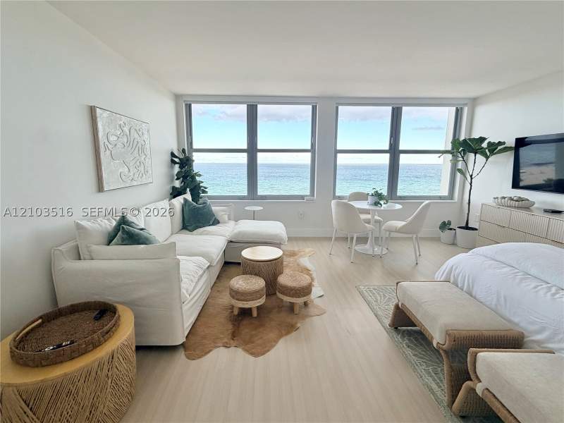 0 bedroom Condominium at 2899 Collins Ave 931, Triton Tower Condo, Miami Beach — photo 4