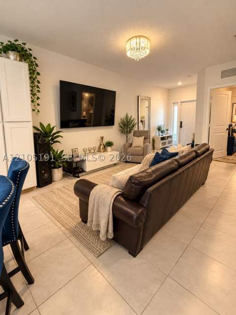 249 NE 3rd Ct, Florida City FL - photo 7 of 27