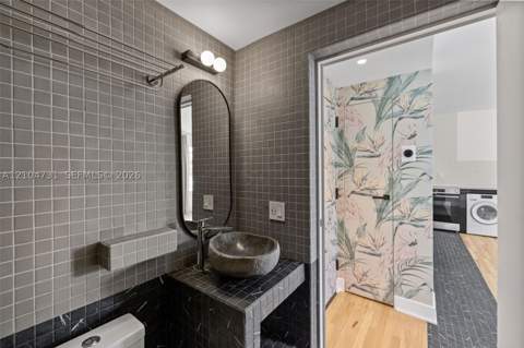 1521 Lenox Ave 206, Miami Beach FL - photo 10 of 13