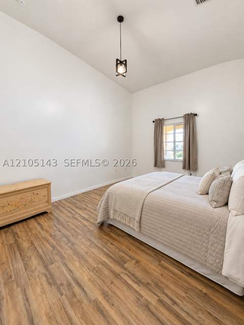 3344 NE 11th Dr, Homestead FL - photo 6 of 37