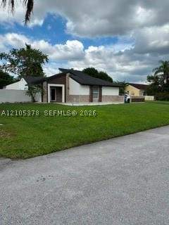 3 bedroom SingleFamilyResidence at 15281 SW 153rd St, Weitzer Shauna Meadows SE, Miami — photo 3