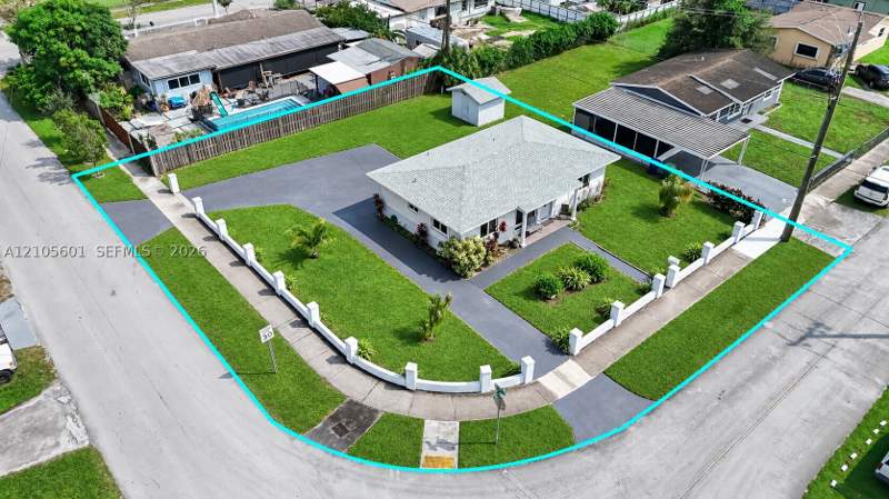 3 bedroom SingleFamilyResidence at 17031 NW 41st Ave, Carol City Rev Plat, Miami Gardens — photo 4