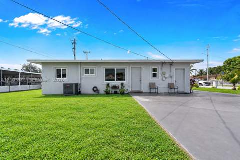 17031 NW 41st Ave, Miami Gardens FL - photo 6 of 23