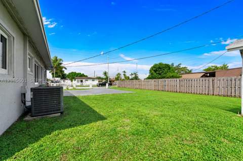 17031 NW 41st Ave, Miami Gardens FL - photo 7 of 23