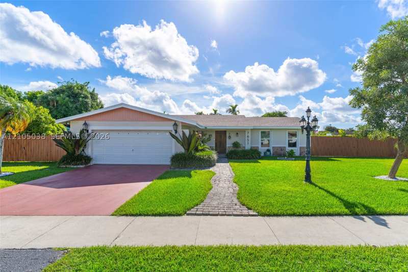 3 bedroom SingleFamilyResidence at 7651 SW 134th Ave, Winston Park Unit 4, Miami — photo 1