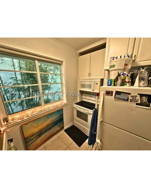 349 Meridian Ave B202, Miami Beach FL - photo 17 of 24
