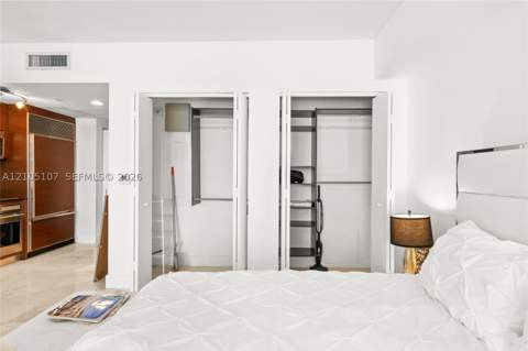 475 Brickell Ave 2610, Miami FL - photo 10 of 33