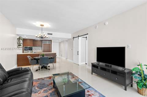 475 Brickell Ave 2414, Miami FL - photo 8 of 37