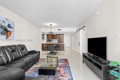 475 Brickell Ave 2414, Miami FL - photo 9 of 37