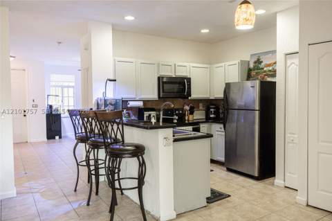 14218 SW 272nd St, Homestead FL - photo 12 of 39