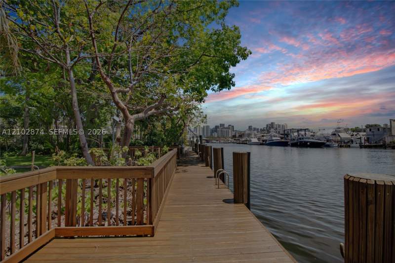 3 bedroom SingleFamilyResidence at 668 NW North River Dr, Spring Garden, Miami — photo 2