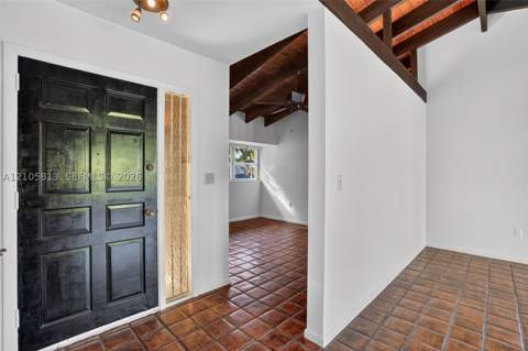 5821 SW 89th Pl, Miami FL - photo 7 of 57