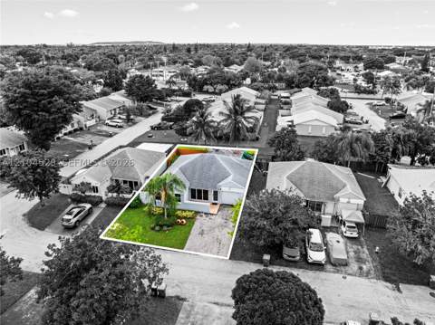 10340 SW 208th Ln, Cutler Bay FL - photo 16 of 17