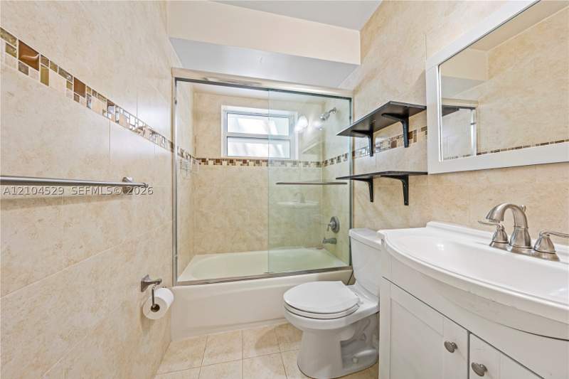 3 bedroom SingleFamilyResidence at 10340 SW 208th Ln, Cutler Creek Club Sec 2 A, Cutler Bay — photo 5