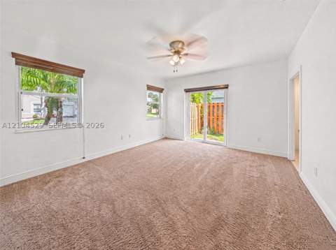 10340 SW 208th Ln, Cutler Bay FL - photo 7 of 17