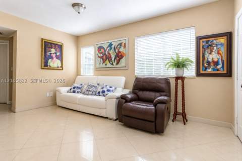 103 NW 6th Ave 3, Miami FL - photo 6 of 19