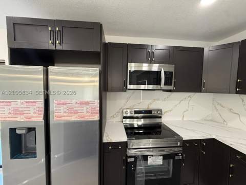 775 E 6th Pl, Hialeah FL - photo 21 of 45