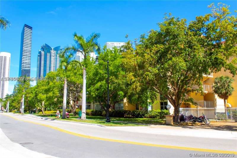 1 bedroom Condominium at 200 172nd St 101, Avila South Condo, Sunny Isles Beach — photo 1