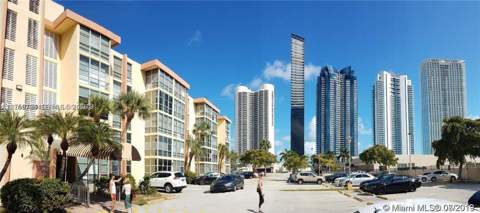 200 172nd St 101, Sunny Isles Beach FL - photo 14 of 15