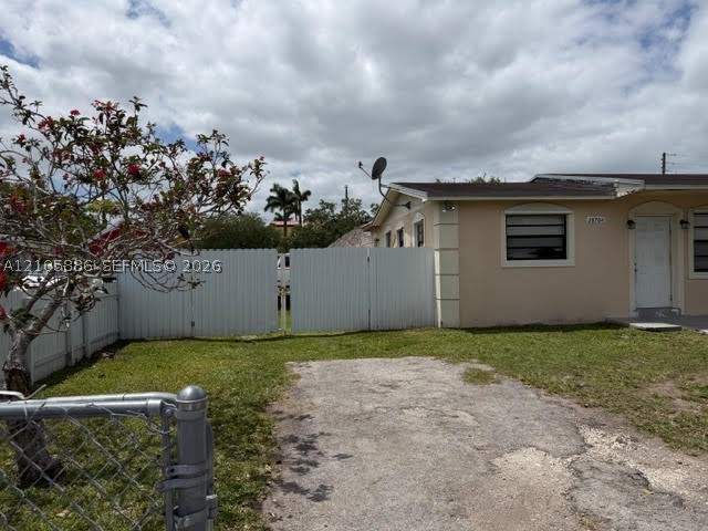 4 bedroom SingleFamilyResidence at 28704 SW 147th Pl, Lee Bell Homes, Homestead — photo 5
