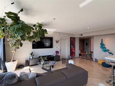 7900 Harbor Island Dr 925, North Bay Village FL - photo 15 of 42