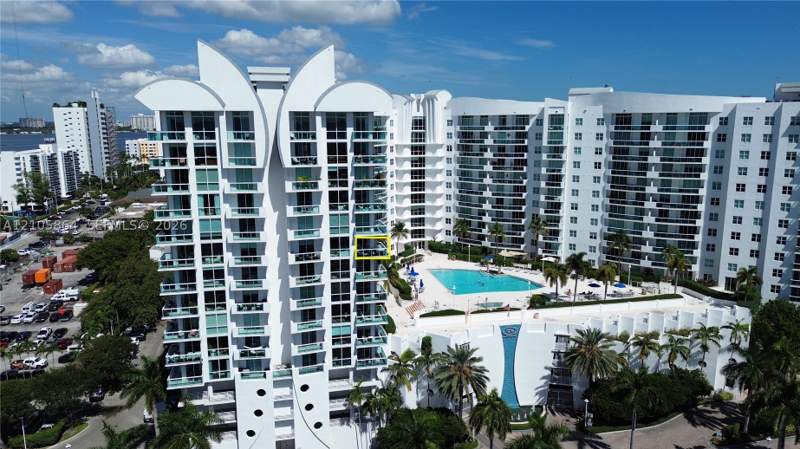 3 bedroom Condominium at 7900 Harbor Island Dr 925, 360 Condo A, North Bay Village — photo 2