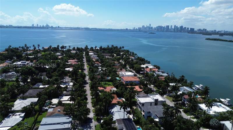 3 bedroom Condominium at 7900 Harbor Island Dr 925, 360 Condo A, North Bay Village — photo 4