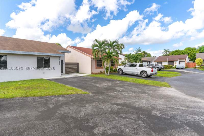 3 bedroom SingleFamilyResidence at 9755 SW 148th Ct, Hammocks Sec 2, Miami — photo 3