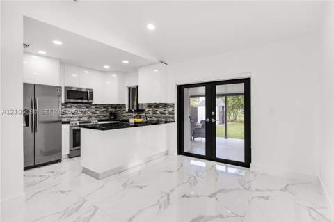 9755 SW 148th Ct, Miami FL - photo 8 of 40